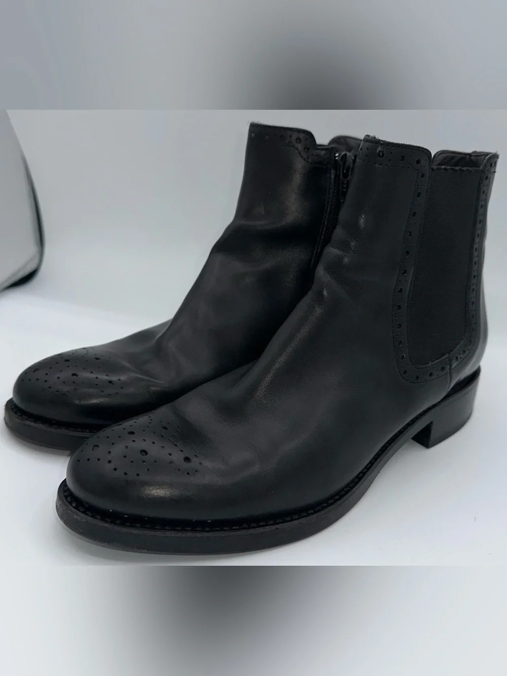 AGL ATTILIO GIUSTI LEOMBRUNI Black Leather Chelsea Ankle Boots Sz 37 Italy AA23